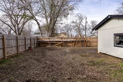 529 Giddings Street, Lexington, TX 78947 - Photo 20