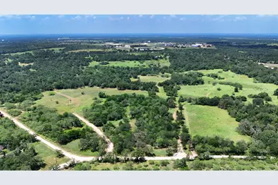 544 Coastal Lane, Luling, TX 78648 - Photo 12