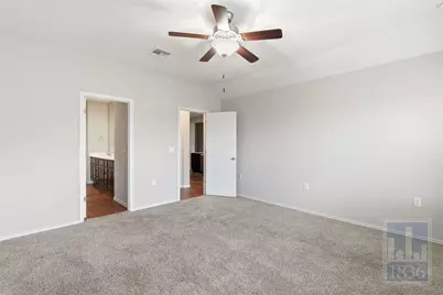 7800 Vista Mejor Drive, Austin, TX 78744 - Photo 12