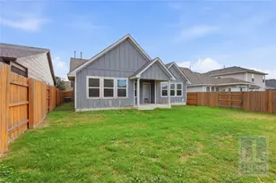 7800 Vista Mejor Dr, Austin, TX 78744 - Photo 20