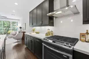 2002 Glen Allen St, Austin, TX 78704 - Photo 12