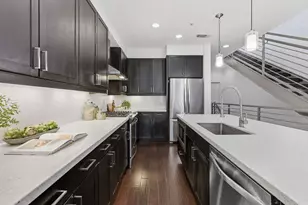 2002 Glen Allen St, Austin, TX 78704 - Photo 10