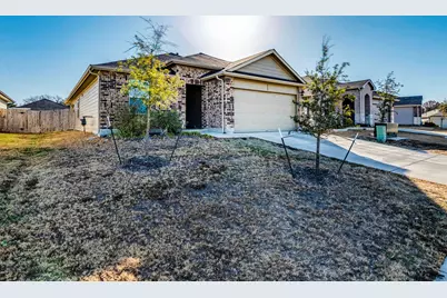 316 Addison Place, Lockhart, TX 78644 - Photo 4