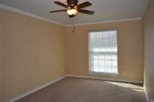 13703 Cambourne Dr, Pflugerville, TX 78660 - Photo 6