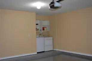 13703 Cambourne Dr, Pflugerville, TX 78660 - Photo 8