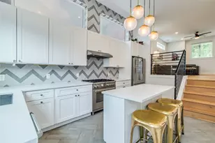 1214 Delano St, Austin, TX 78721 - Photo 8