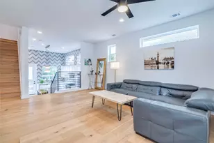 1214 Delano St, Austin, TX 78721 - Photo 2