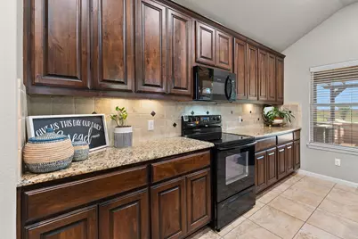 200 County Road 453 Road, Taylor, TX 76574 - Photo 14