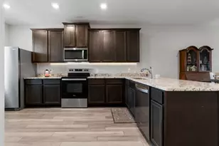 212 Star Spangled Dr, Liberty Hill, TX 78642 - Photo 6