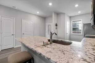 212 Star Spangled Dr, Liberty Hill, TX 78642 - Photo 8