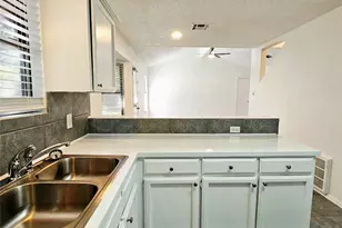 409 El Secreto St, Buda, TX 78610 - Photo 10