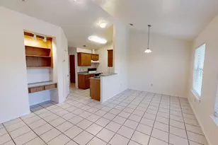 412 Burleson St, San Marcos, TX 78666 - Photo 2