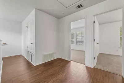 2405 E 9th Street #A, Austin, TX 78702 - Photo 22