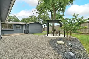 5700 Avenue G, Austin, TX 78752 - Photo 28