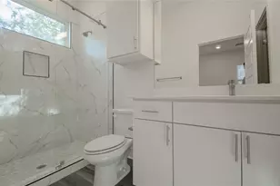 6325 Ponca St, Austin, TX 78741 - Photo 12