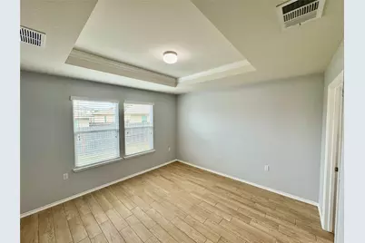 5816 Knoll Pines Pass Drive, Austin, TX 78724 - Photo 10