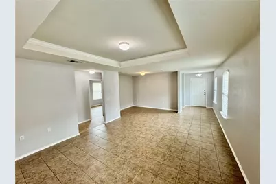 5816 Knoll Pines Pass Drive, Austin, TX 78724 - Photo 4