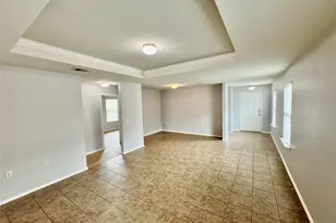5816 Knoll Pines Pass Dr, Austin, TX 78724 - Photo 4