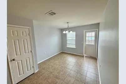 5816 Knoll Pines Pass Drive, Austin, TX 78724 - Photo 8