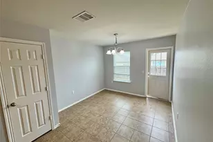 5816 Knoll Pines Pass Dr, Austin, TX 78724 - Photo 8