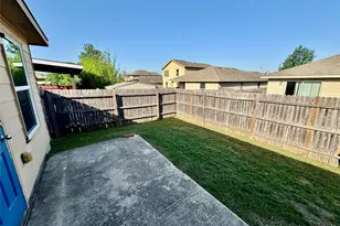 5816 Knoll Pines Pass Dr, Austin, TX 78724 - Photo 22