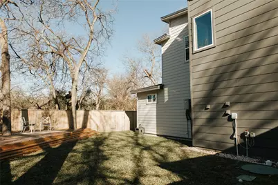 1128 Walton Lane #2, Austin, TX 78721 - Photo 2