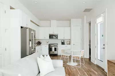 1128 Walton Lane #2, Austin, TX 78721 - Photo 6