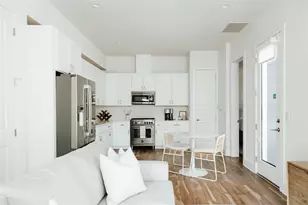 1128 Walton Ln, Austin, TX 78721 - Photo 6