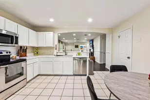 170 Kates Cove, Buda, TX 78610 - Photo 6