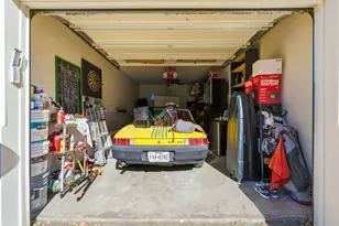 1817 Carlson Dr, Austin, TX 78741 - Photo 30