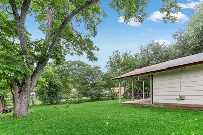 1405 Adams Street, Taylor, TX 76574 - Photo 14