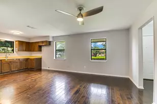 1405 Adams St, Taylor, TX 76574 - Photo 6
