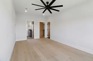 1071 Escalar Dr, Buchanan Dam, TX 78609 - Photo 14