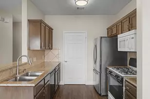 1481 Old Settlers Blvd, Round Rock, TX 78664 - Photo 12