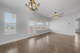 1481 Old Settlers Blvd, Round Rock, TX 78664 - Photo 4