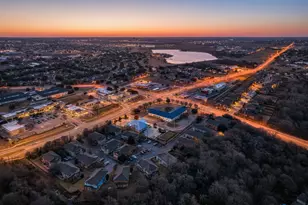 1481 Old Settlers Blvd, Round Rock, TX 78664 - Photo 32