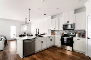 7810 Song Sparrow Dr., Austin, TX 78744 - Photo 10