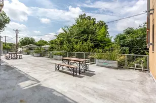 1601 E Cesar Chavez St, Austin, TX 78702 - Photo 24