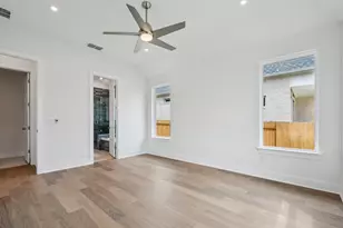 360 San Saba Dr, Buda, TX 78610 - Photo 10