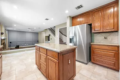 2000 Woods Cove, Round Rock, TX 78681 - Photo 12