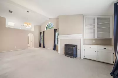 2000 Woods Cove, Round Rock, TX 78681 - Photo 18