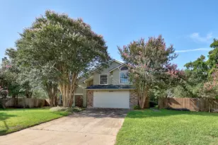 2000 Woods Cove, Round Rock, TX 78681 - Photo 4