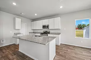 180 Lennox Dr, Kyle, TX 78640 - Photo 4