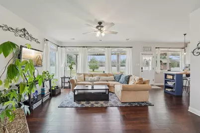 316 Caraway, Kyle, TX 78640 - Photo 6