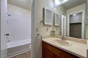 2003 Leeann Dr, Austin, TX 78758 - Photo 12