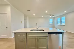 334 Young St, Buda, TX 78610 - Photo 6