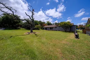 18 Country Ln, Wimberley, TX 78676 - Photo 26