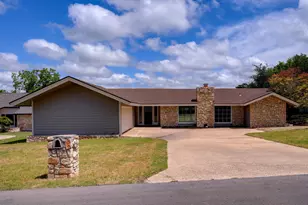 18 Country Ln, Wimberley, TX 78676 - Photo 2