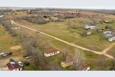 915 San Gabriel Street, Rockdale, TX 76567 - Photo 10