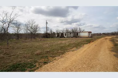 915 San Gabriel Street, Rockdale, TX 76567 - Photo 18